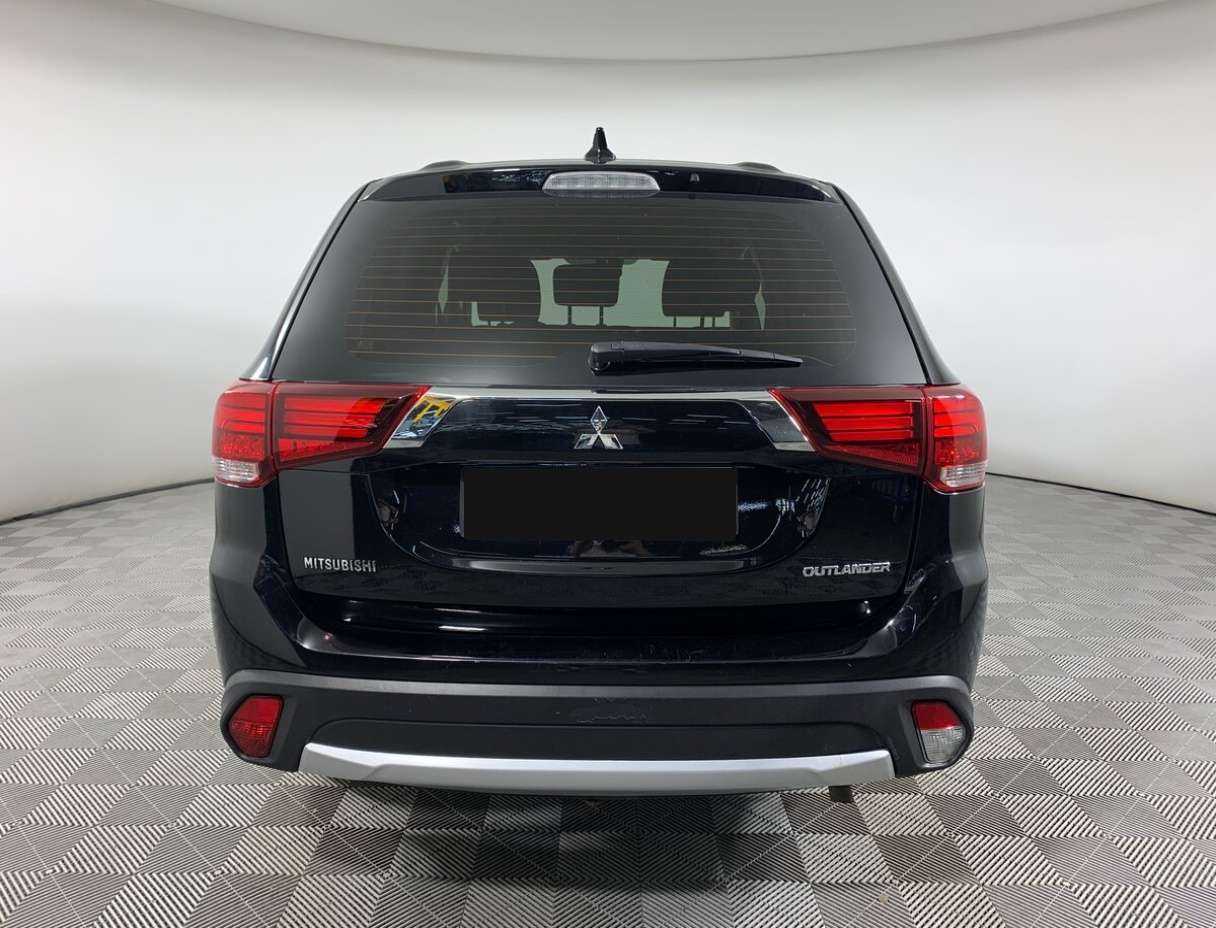 Купить Mitsubishi Outlander с пробегом. Фото: #5