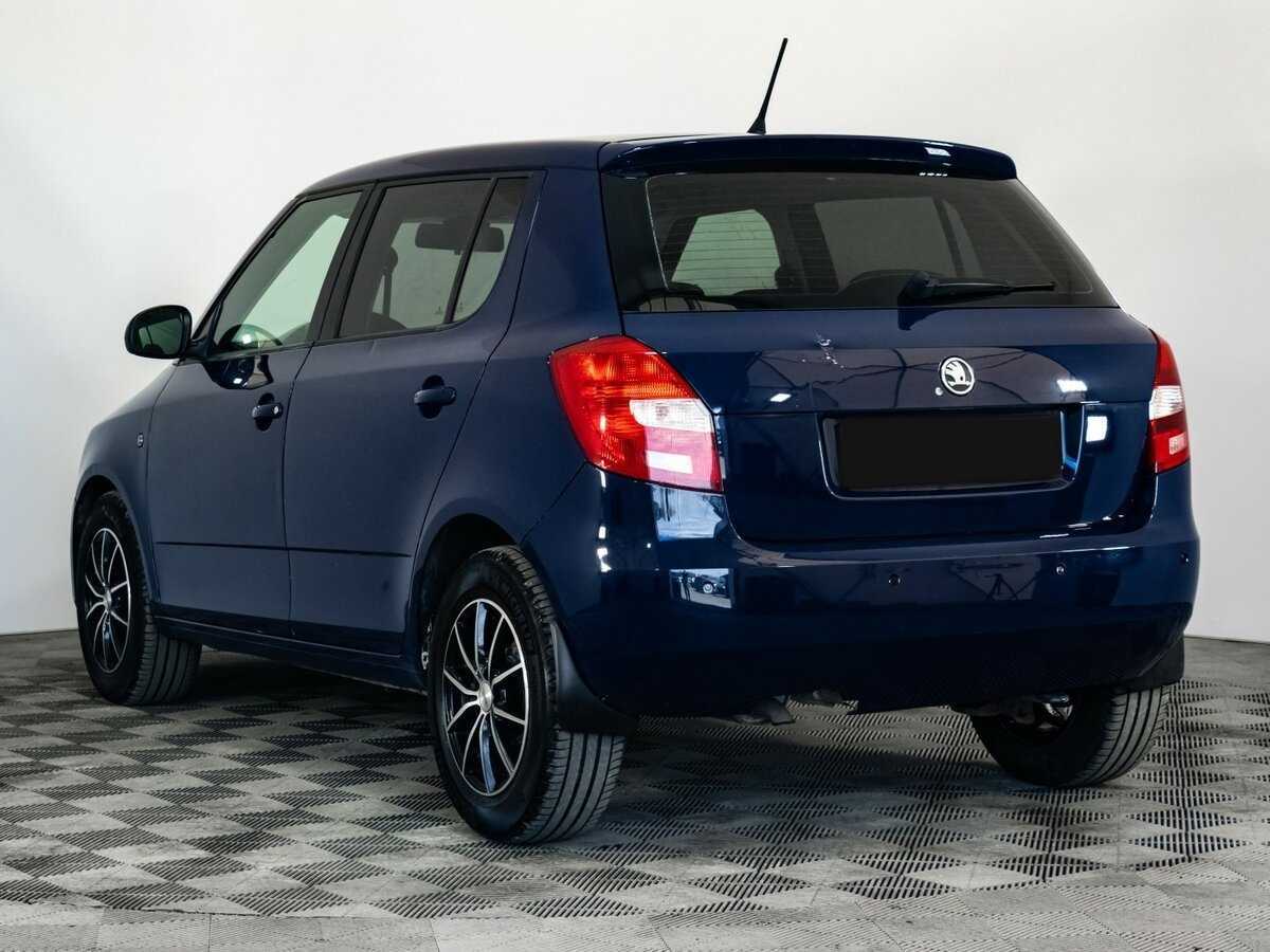 Купить Skoda Fabia с пробегом. Фото: #6