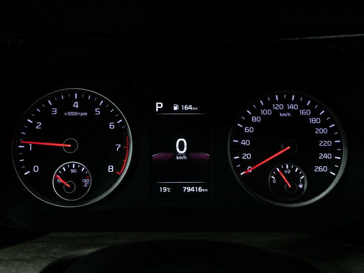 Купить Kia K5 с пробегом. Фото: #11