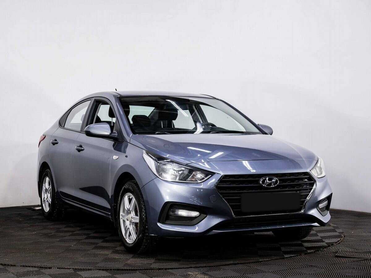 Купить Hyundai Solaris с пробегом. Фото: #2