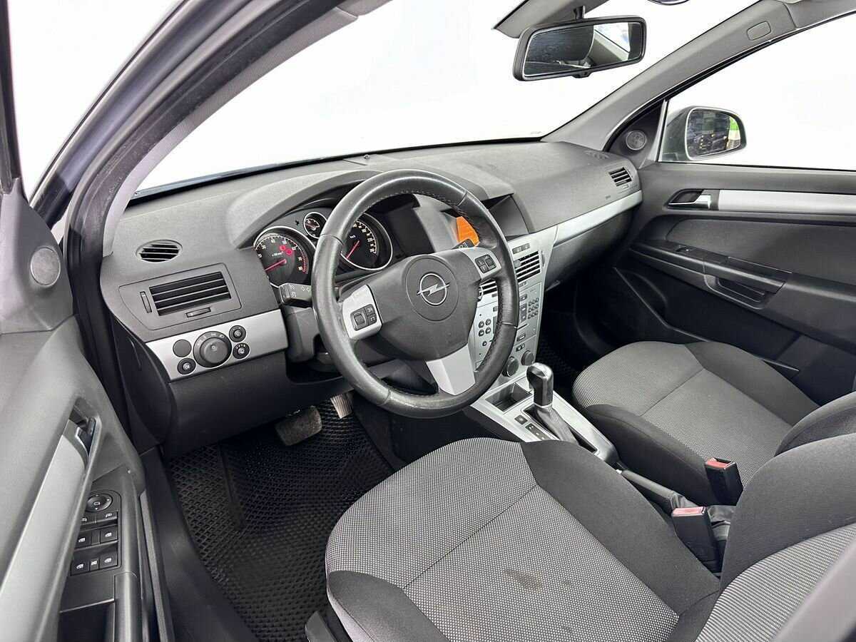 Купить Opel Astra с пробегом. Фото: #4