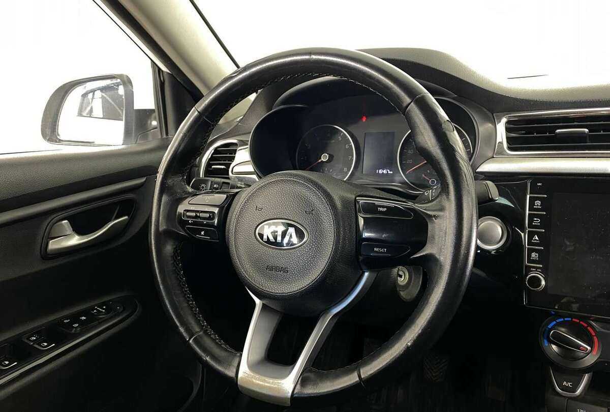 Купить Kia Rio с пробегом. Фото: #8
