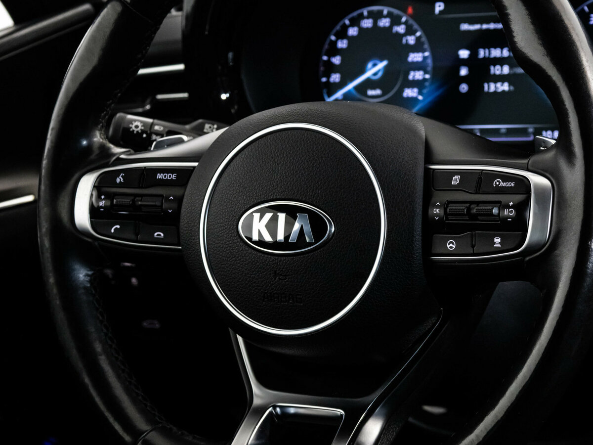 Купить Kia K5 с пробегом. Фото: #10