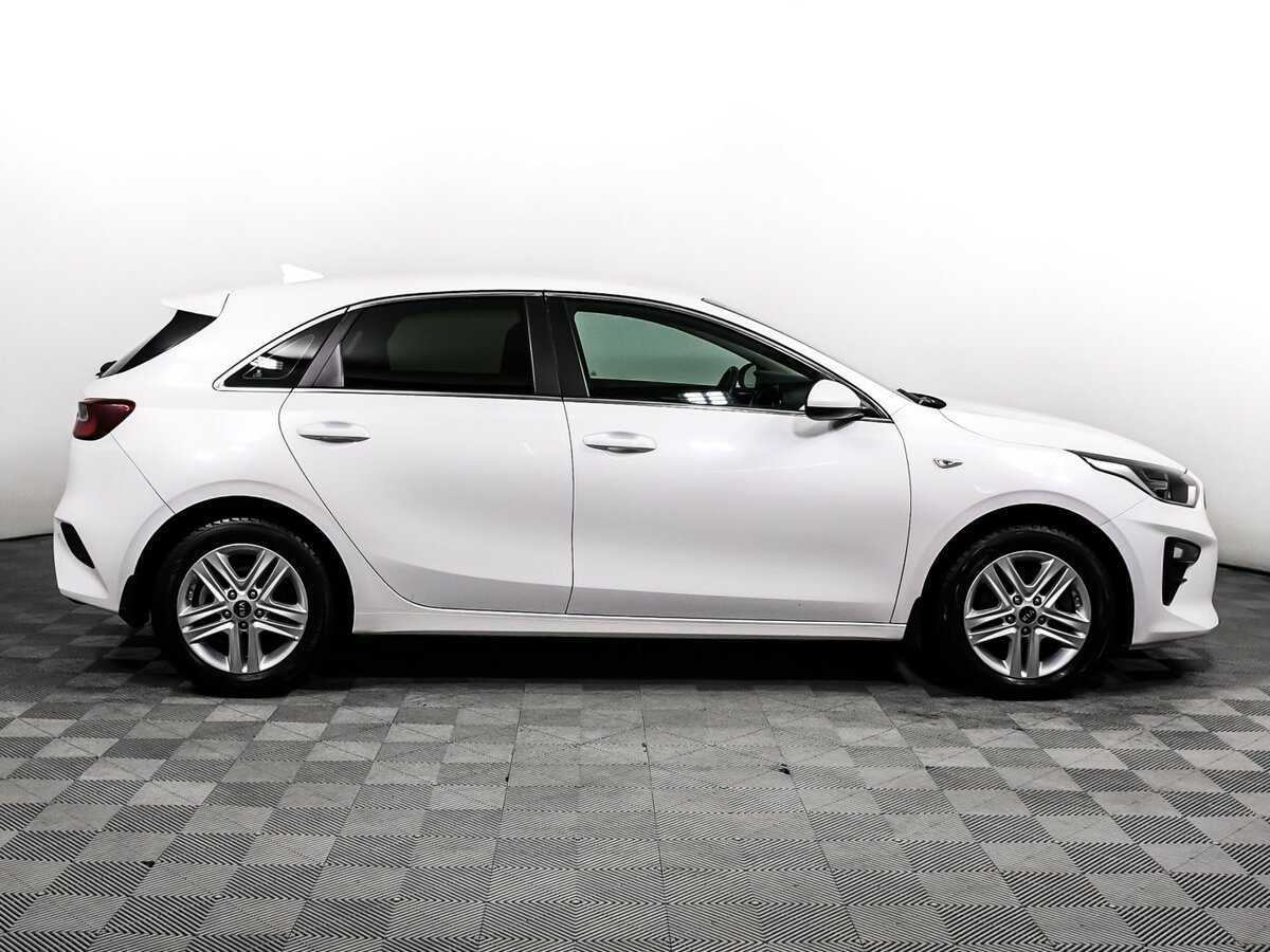Купить Kia Ceed с пробегом. Фото: #3
