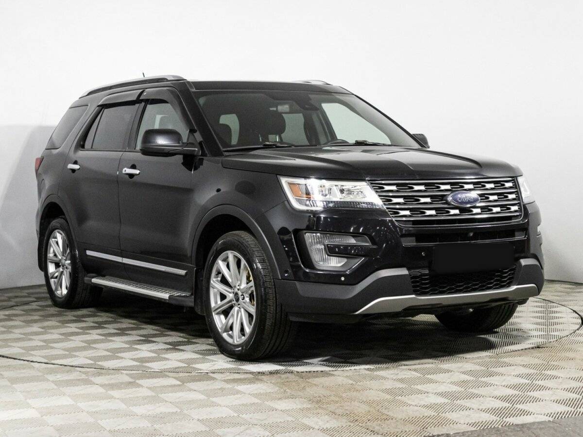 Купить Ford Explorer с пробегом. Фото: #2