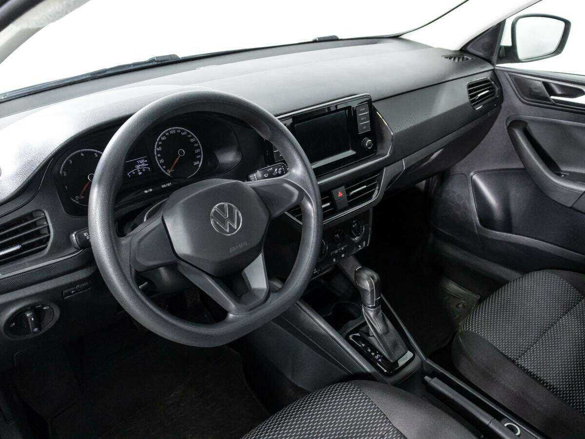 Купить Volkswagen Polo с пробегом. Фото: #9