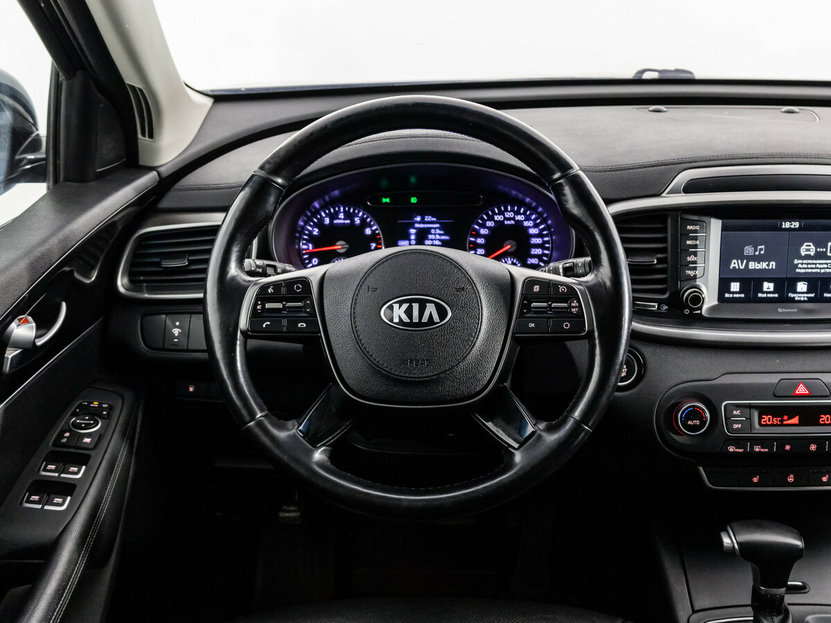 Купить Kia Sorento с пробегом. Фото: #8