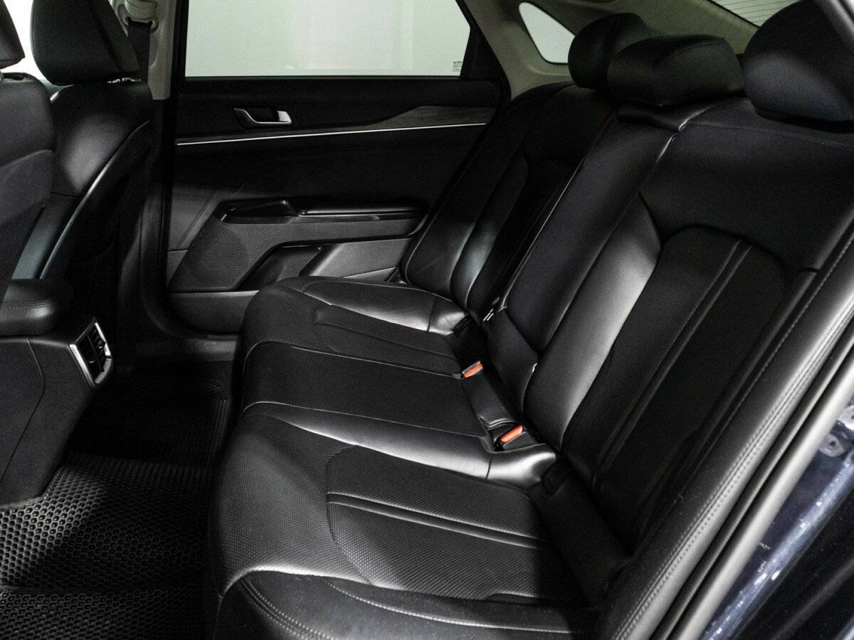 Купить Kia K5 с пробегом. Фото: #10