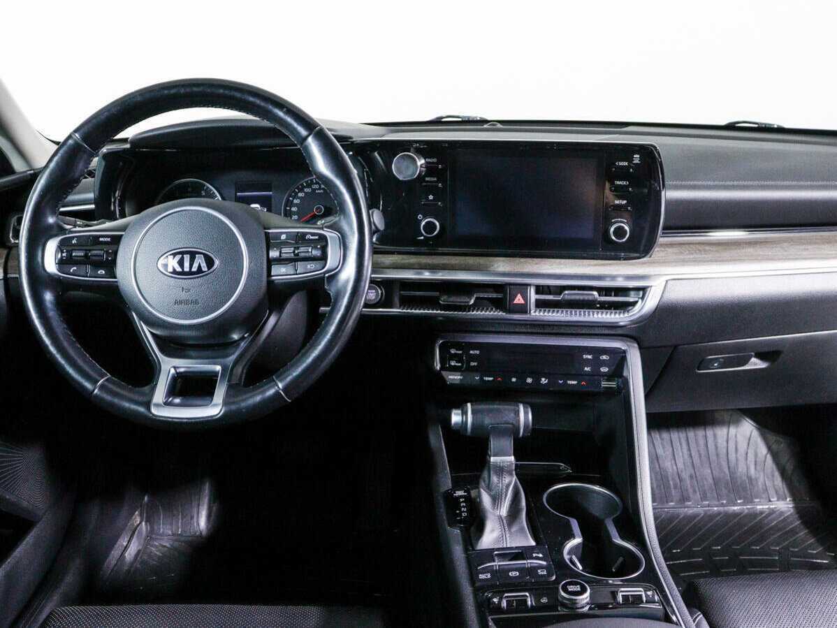 Купить Kia K5 с пробегом. Фото: #9