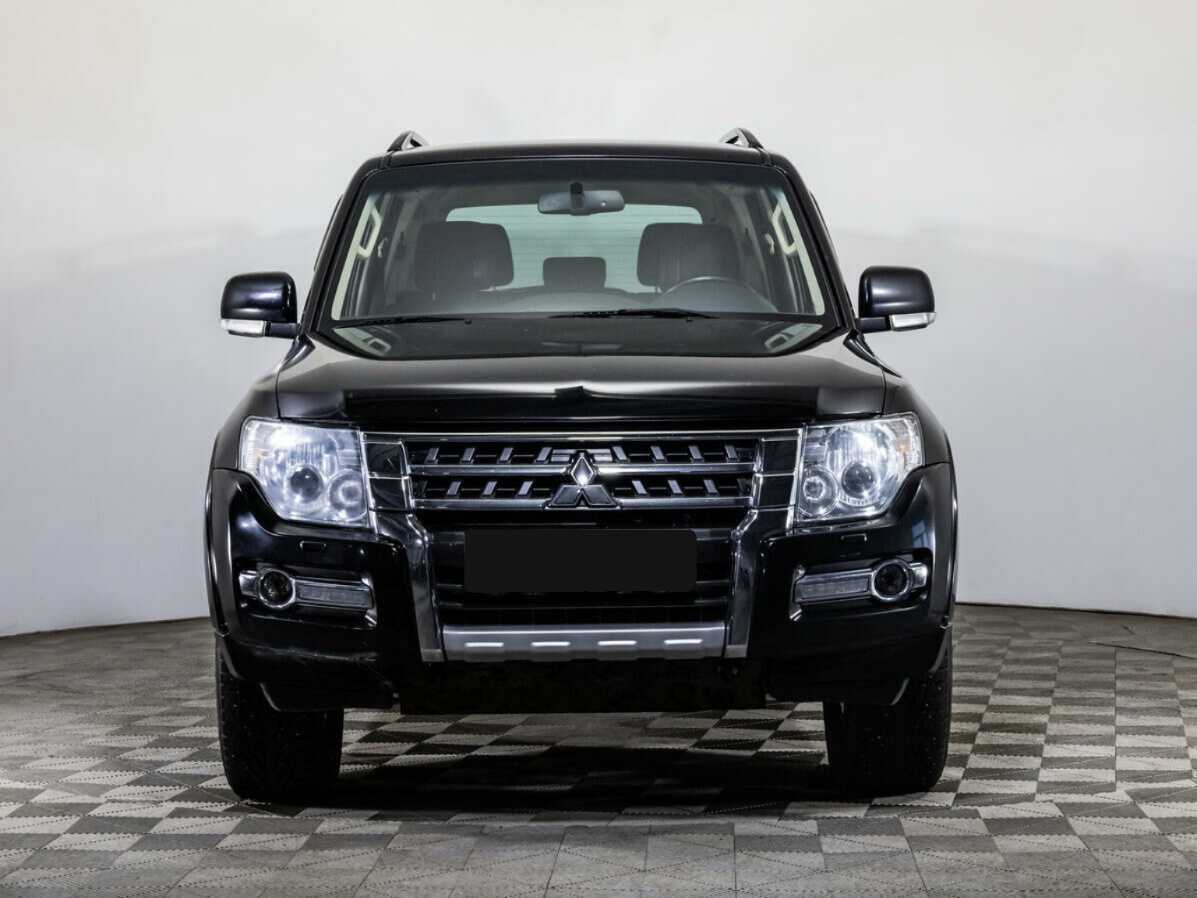 Купить Mitsubishi Pajero с пробегом. Фото: #1