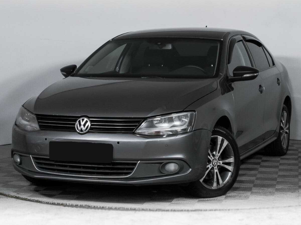 Купить Volkswagen Jetta с пробегом. Посмотреть фото