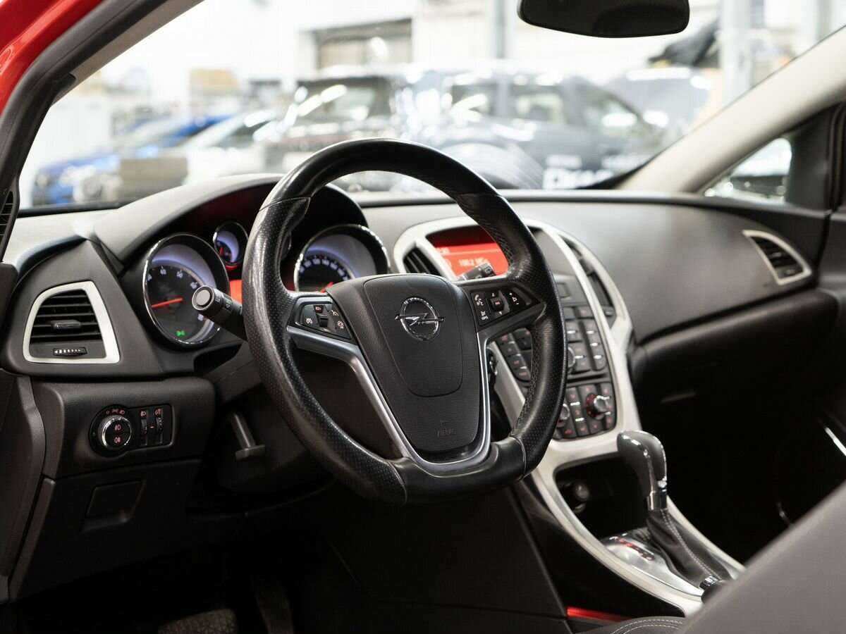 Купить Opel Astra с пробегом. Фото: #4