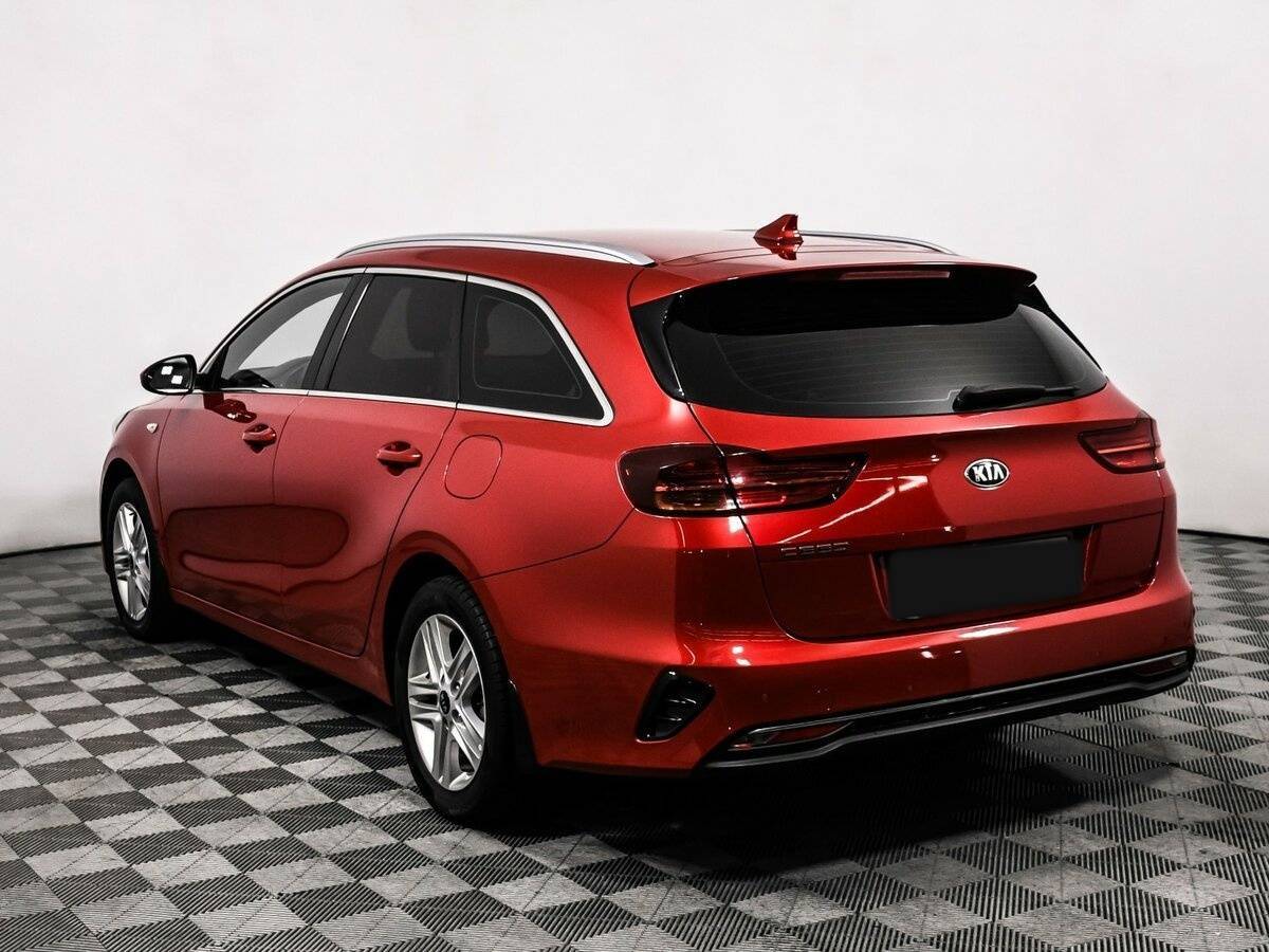 Купить Kia Ceed с пробегом. Фото: #6
