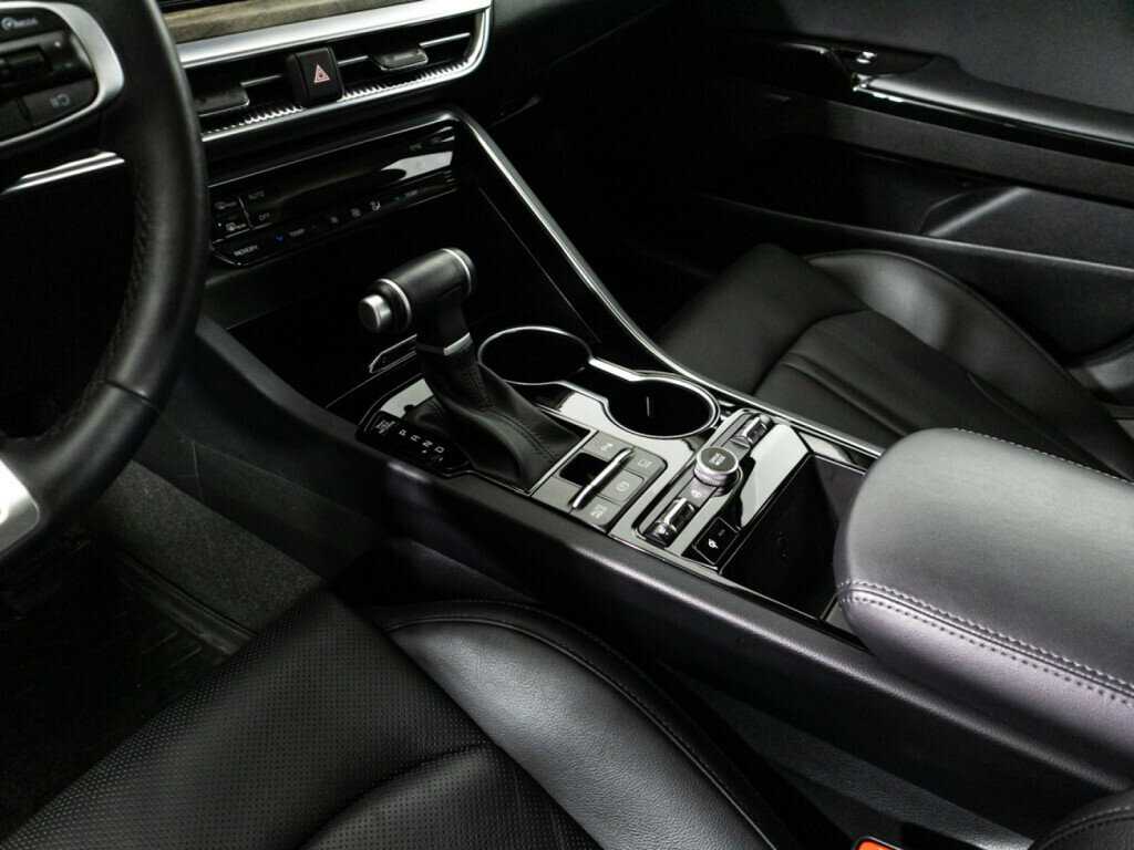 Купить Kia K5 с пробегом. Фото: #17