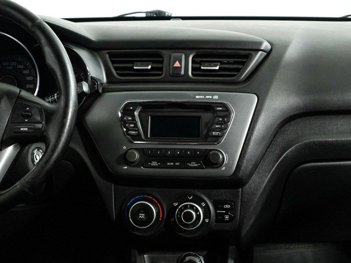Купить Kia Rio с пробегом. Фото: #13