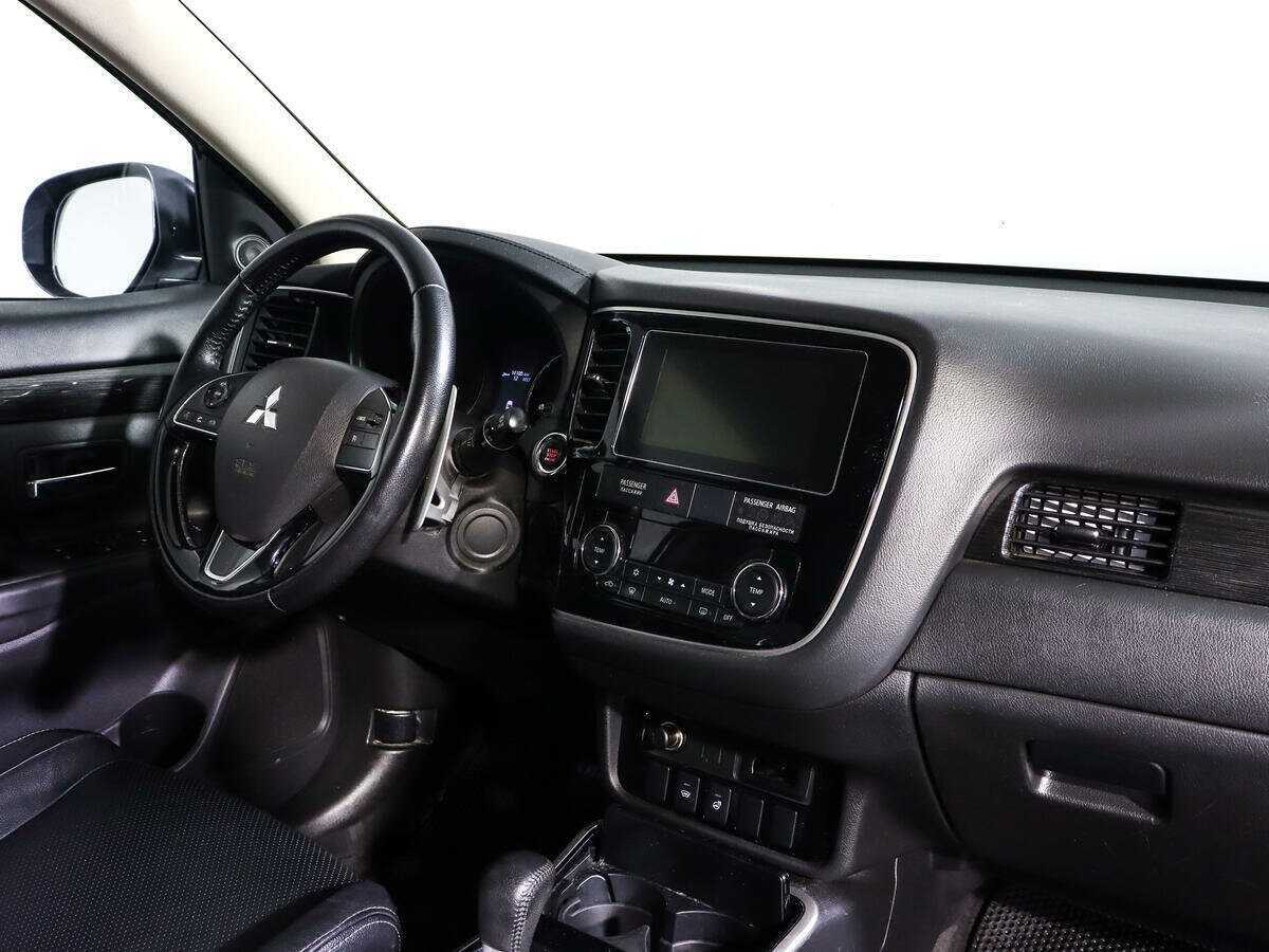 Купить Mitsubishi Outlander с пробегом. Фото: #6