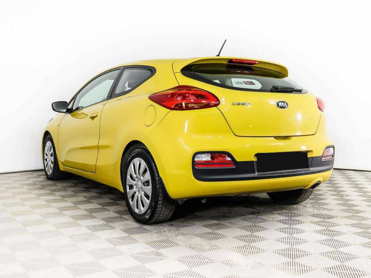 Купить Kia Ceed с пробегом. Фото: #6