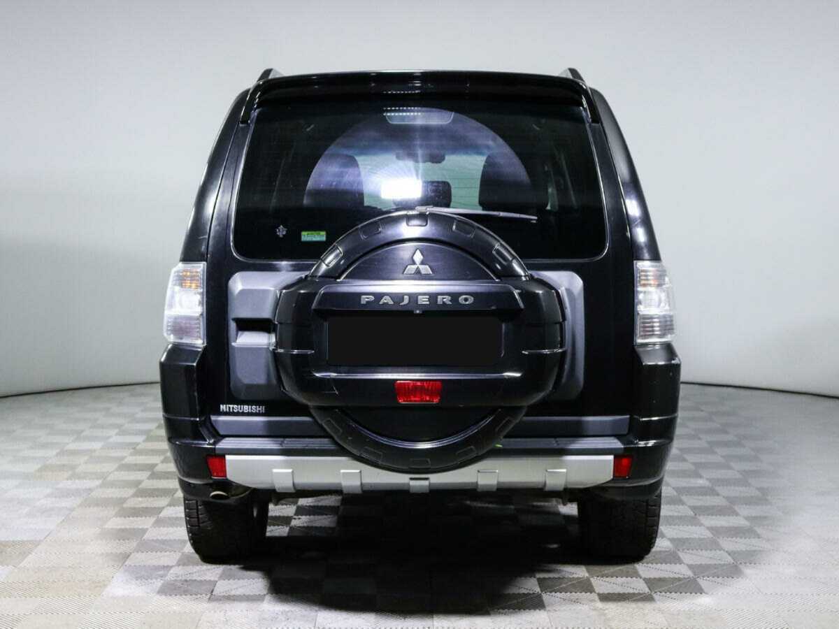 Купить Mitsubishi Pajero с пробегом. Фото: #4