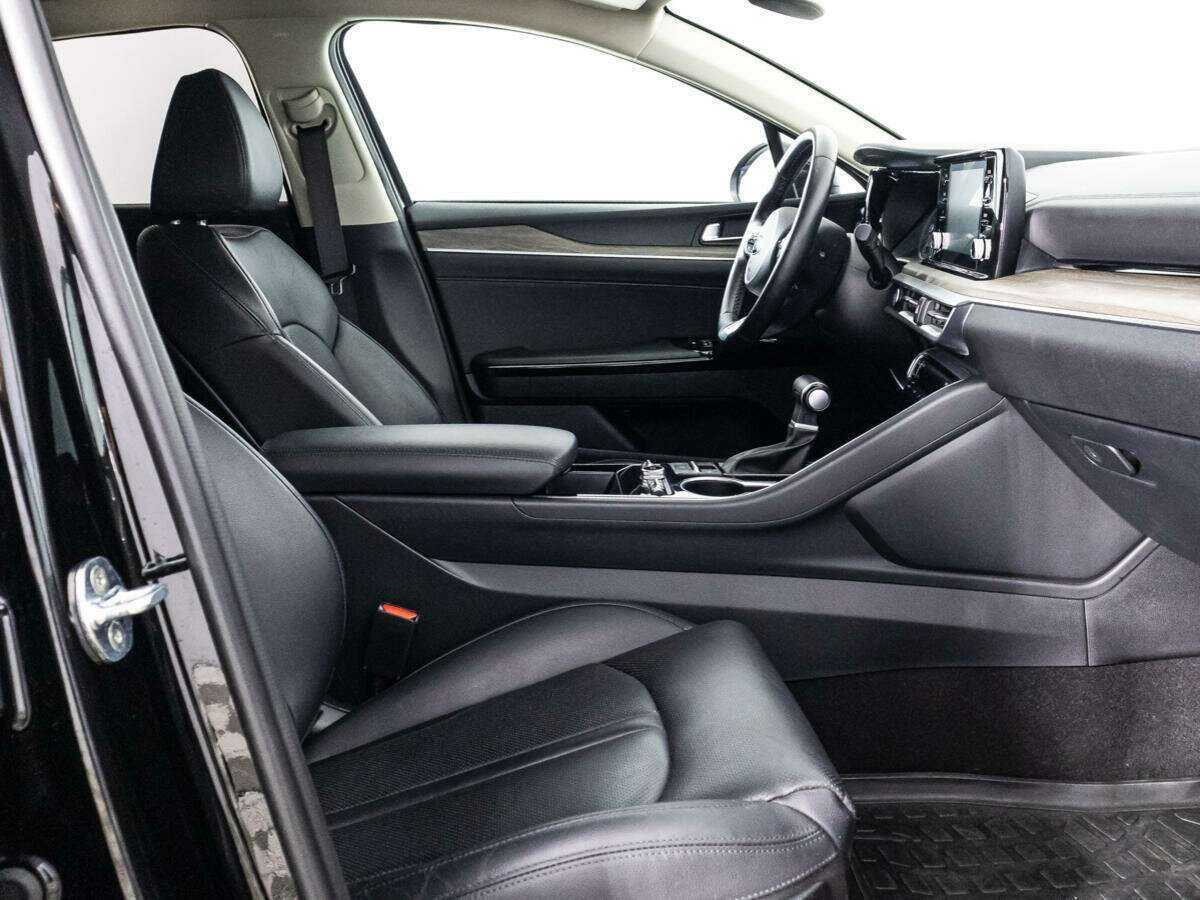 Купить Kia K5 с пробегом. Фото: #23