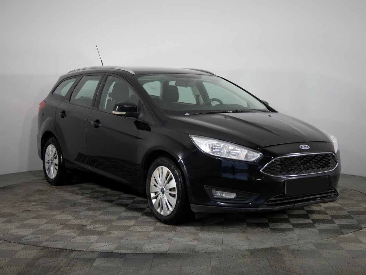 Купить Ford Focus с пробегом. Фото: #2