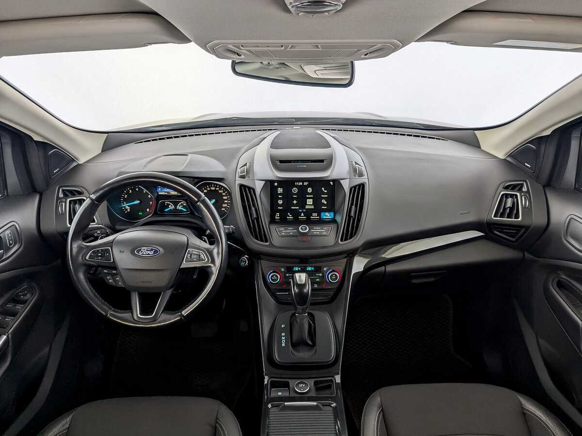 Купить Ford Kuga с пробегом. Фото: #13