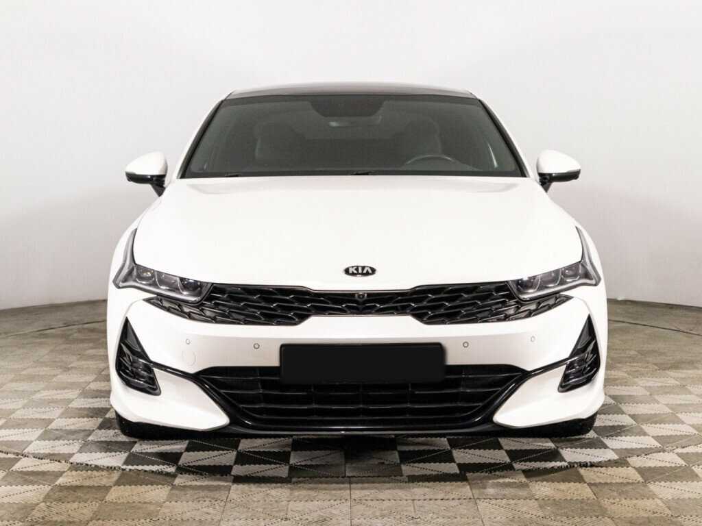 Купить Kia K5 с пробегом. Фото: #1