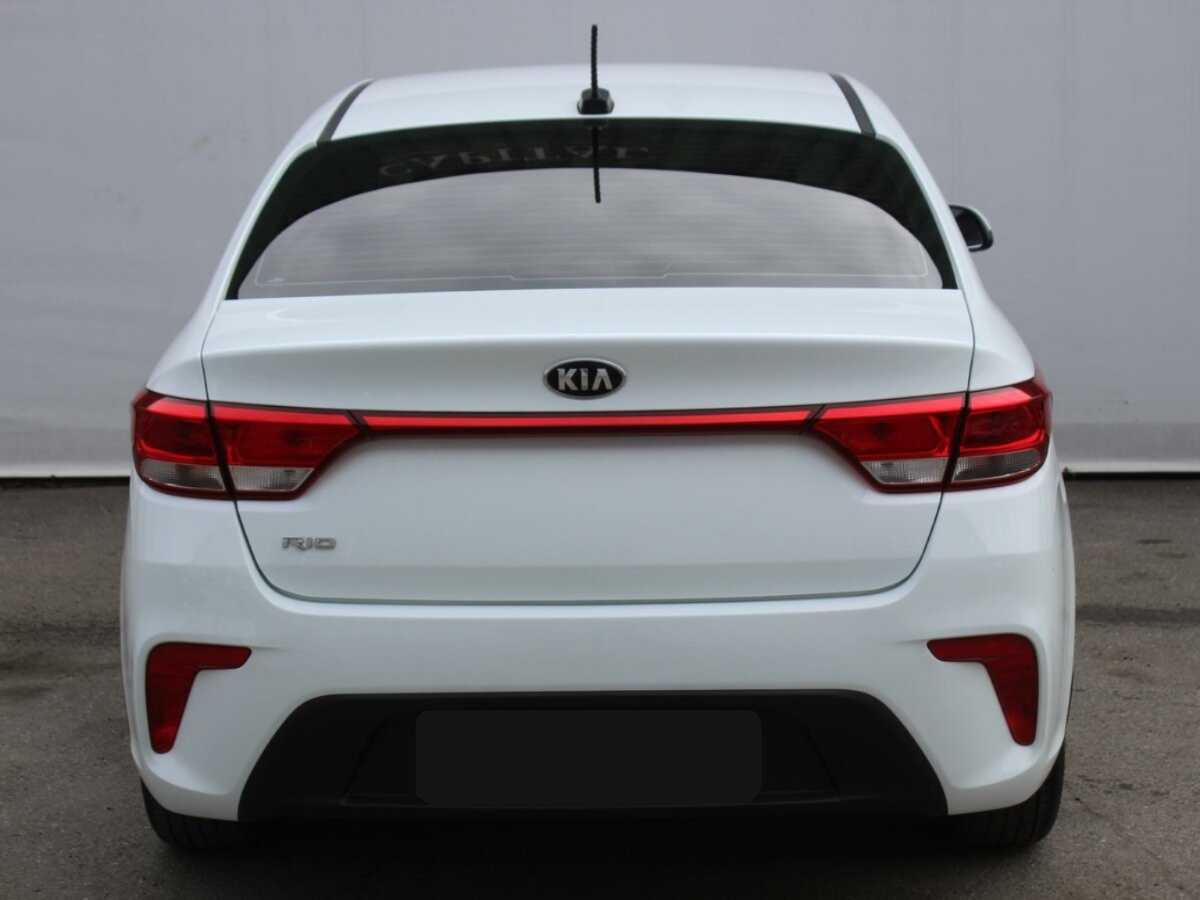 Купить Kia Rio с пробегом. Фото: #5