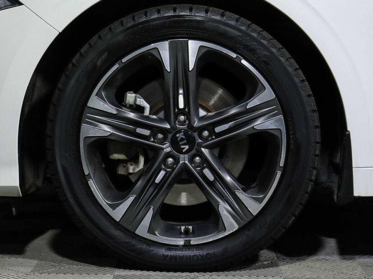 Купить Kia K5 с пробегом. Фото: #11