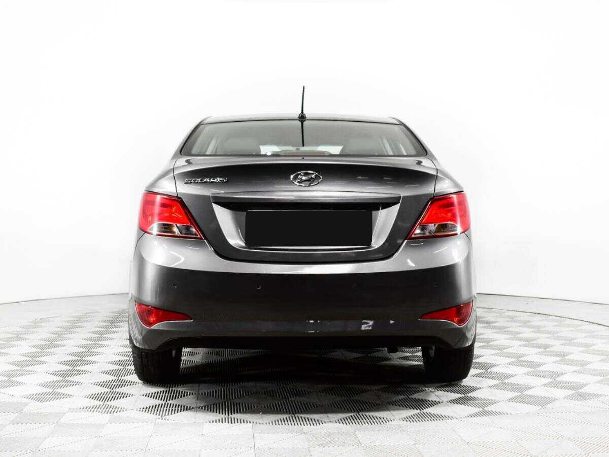 Купить Hyundai Solaris с пробегом. Фото: #5