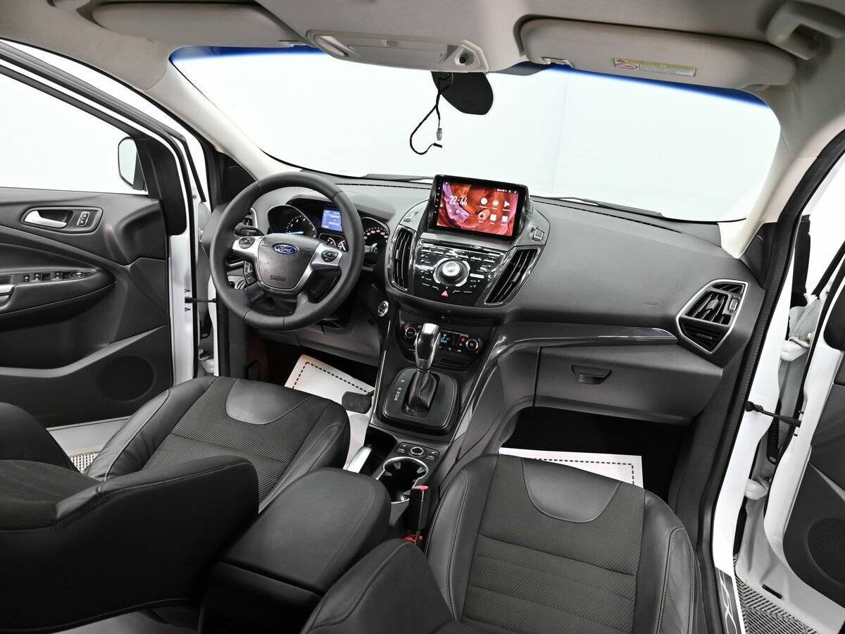 Купить Ford Kuga с пробегом. Фото: #10