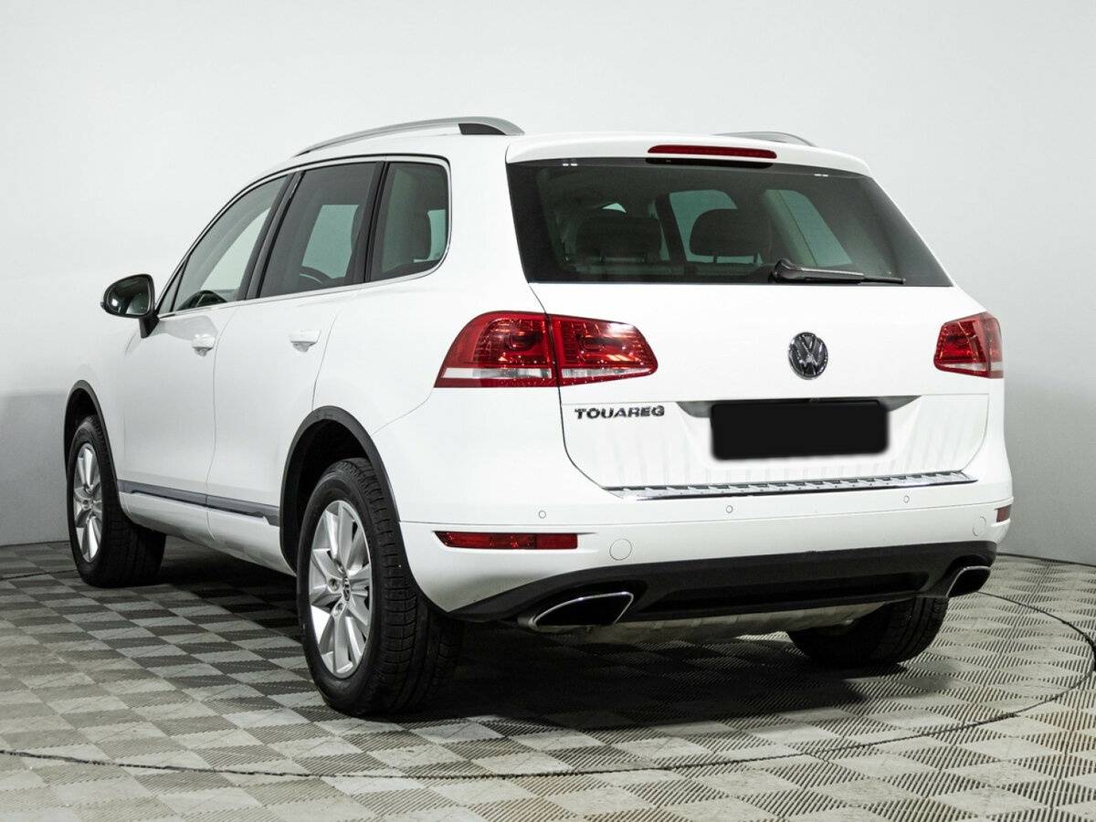 Купить Volkswagen Touareg с пробегом. Фото: #5