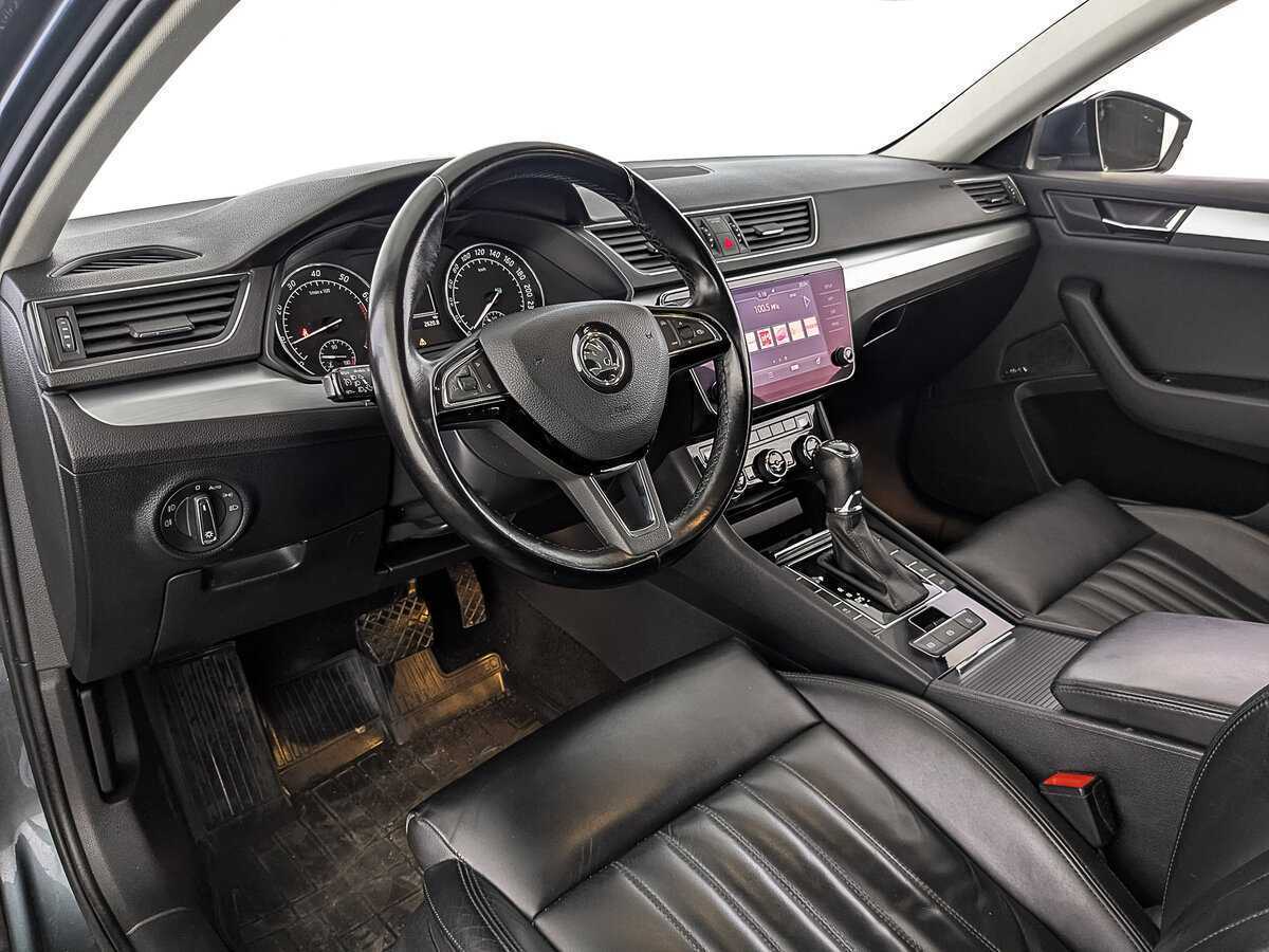 Купить Skoda Superb с пробегом. Фото: #12