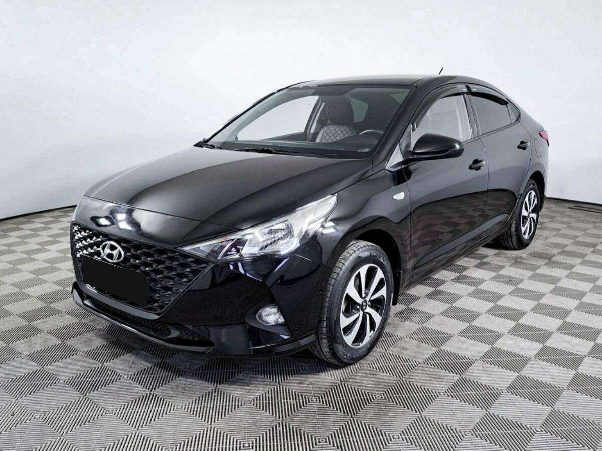 Купить Hyundai Solaris с пробегом. Посмотреть фото