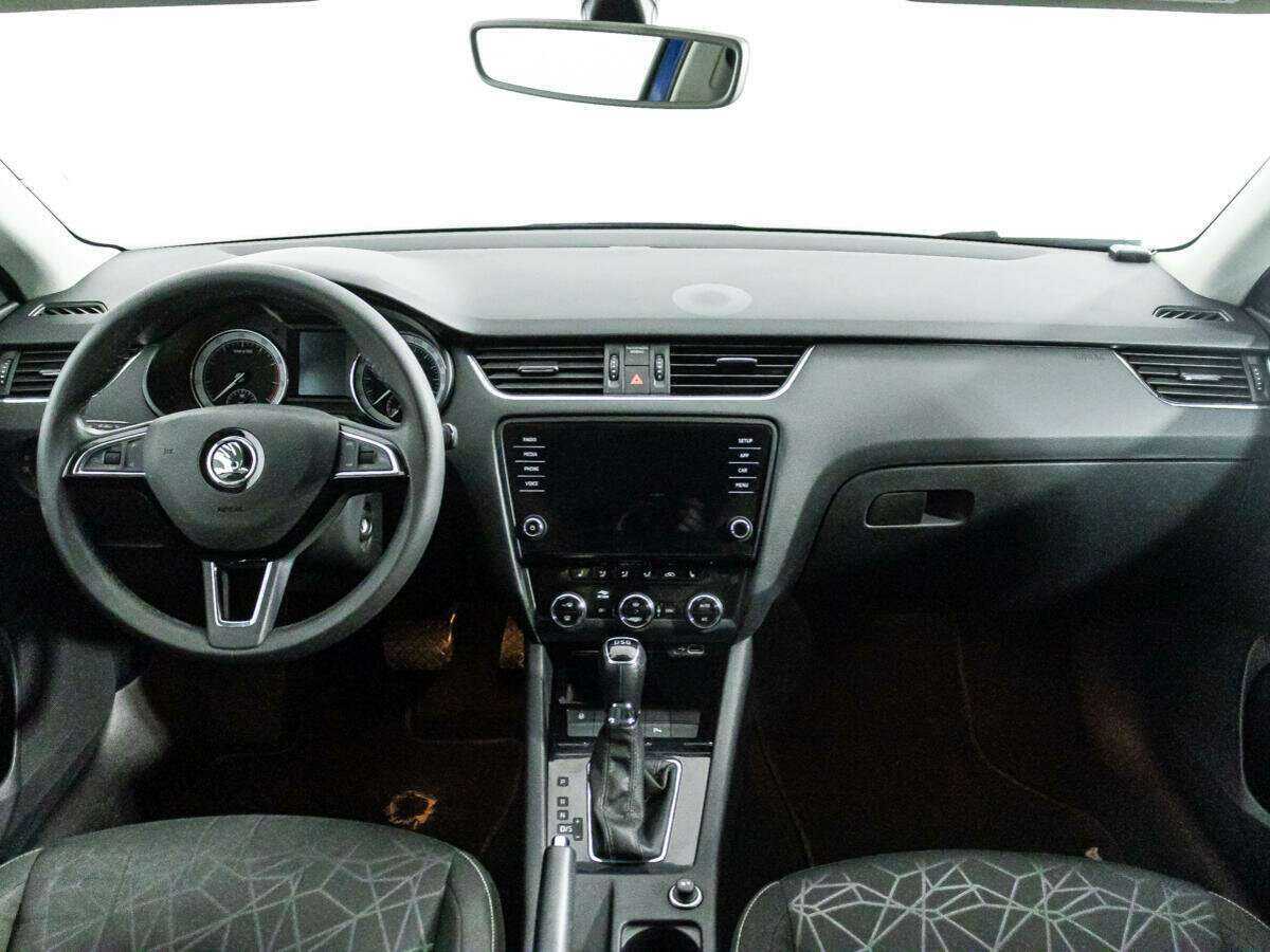 Купить Skoda Octavia с пробегом. Фото: #12