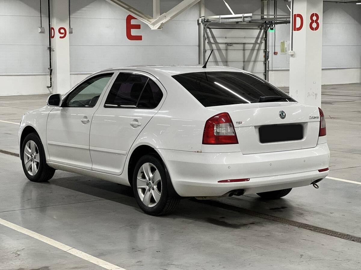 Купить Skoda Octavia с пробегом. Фото: #6