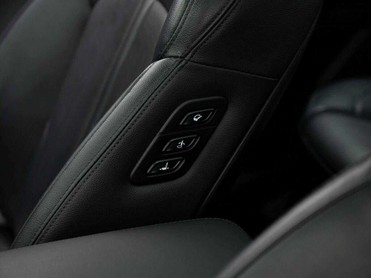 Купить Kia K5 с пробегом. Фото: #23