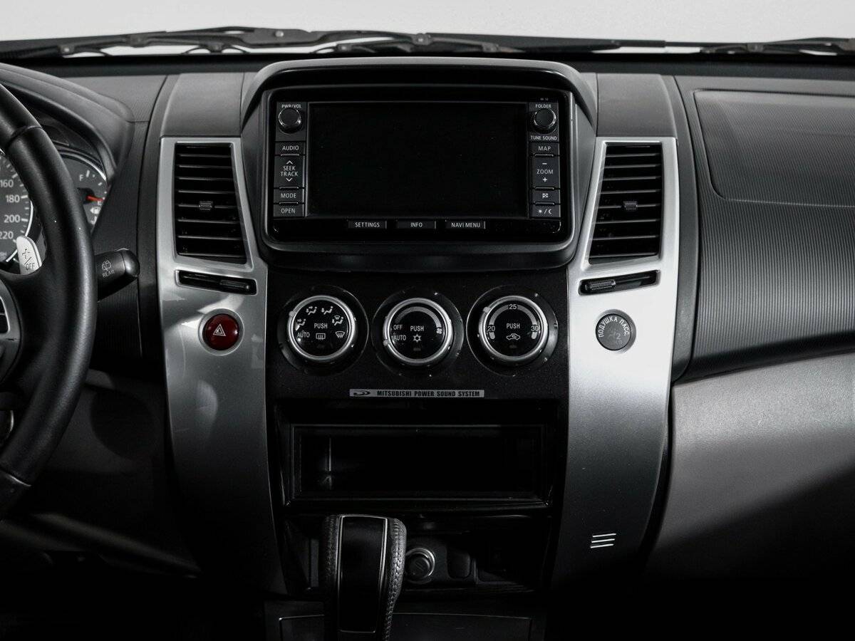 Купить Mitsubishi Pajero Sport с пробегом. Фото: #12