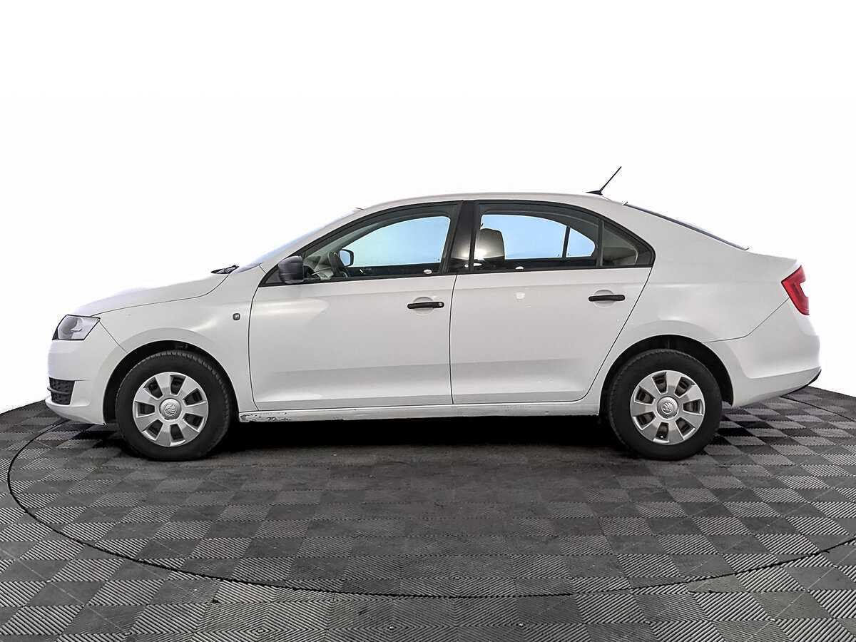 Купить Skoda Rapid с пробегом. Фото: #7
