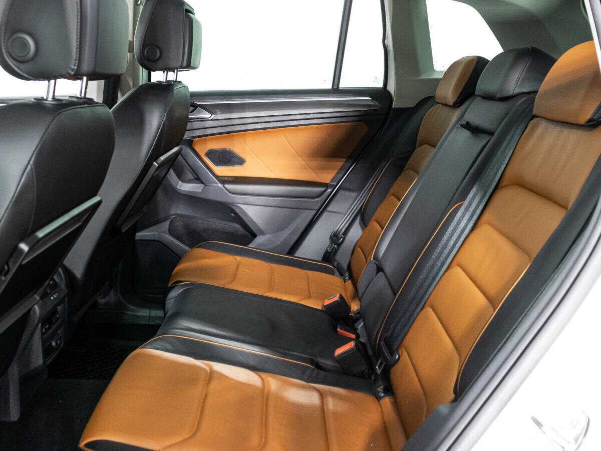 Купить Volkswagen Tiguan с пробегом. Фото: #9