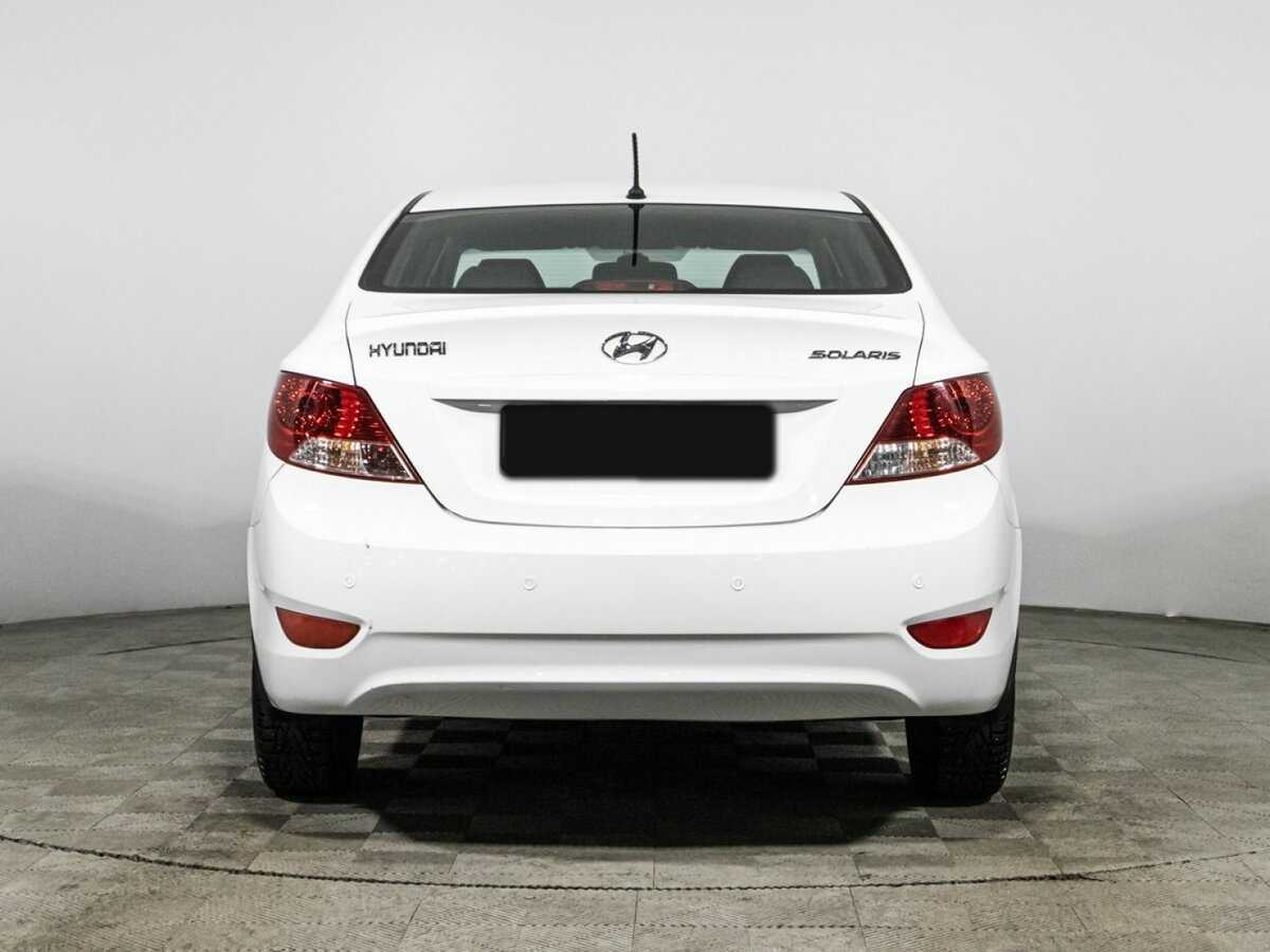 Купить Hyundai Solaris с пробегом. Фото: #5