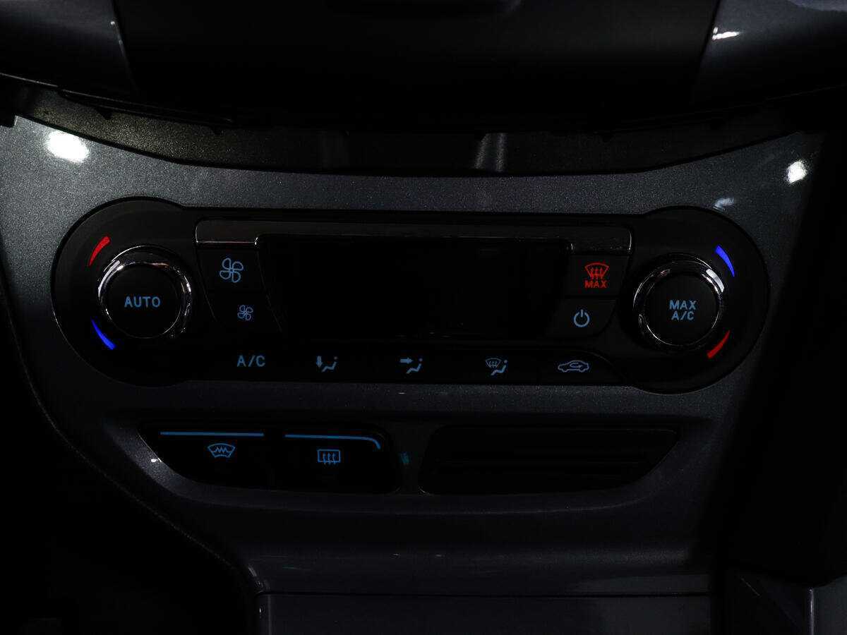 Купить Ford Focus с пробегом. Фото: #19