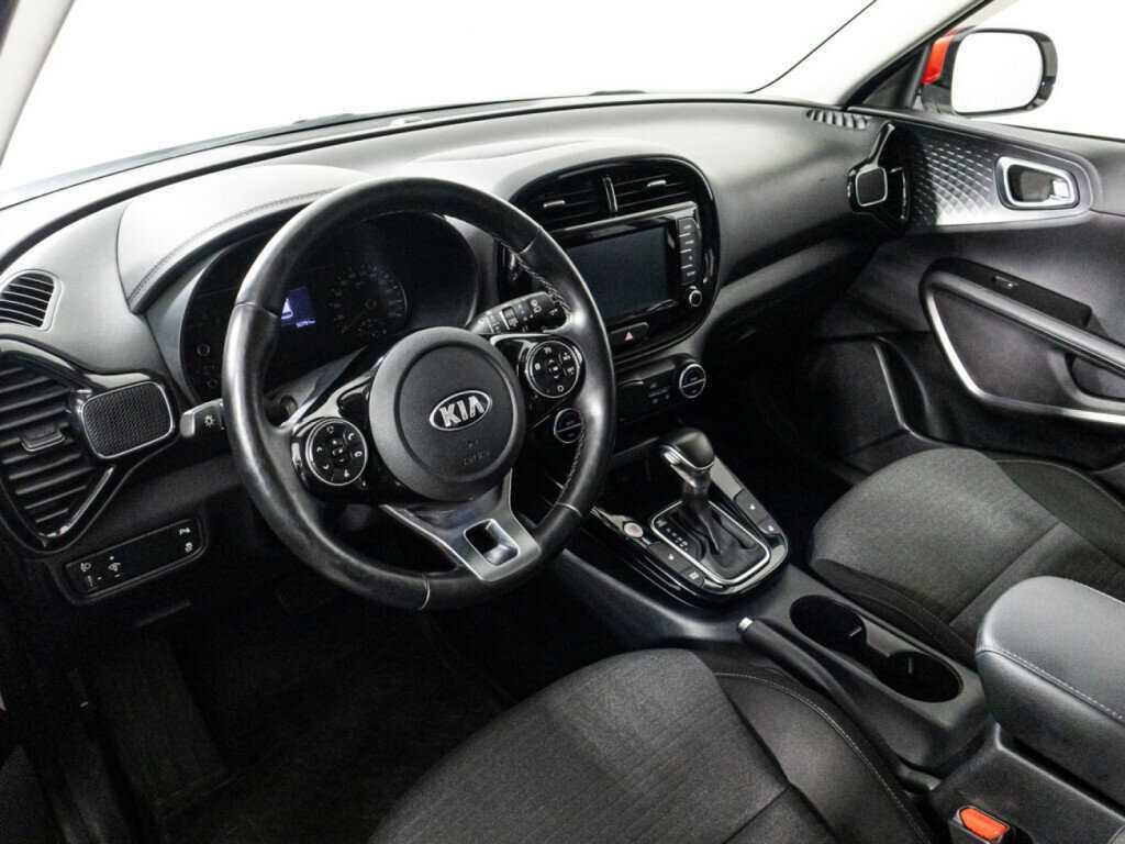 Купить Kia Soul с пробегом. Фото: #10
