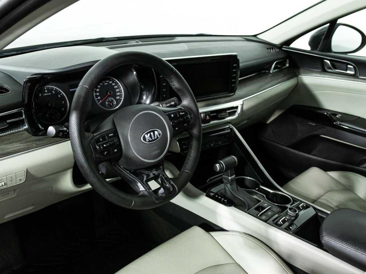 Купить Kia K5 с пробегом. Фото: #10