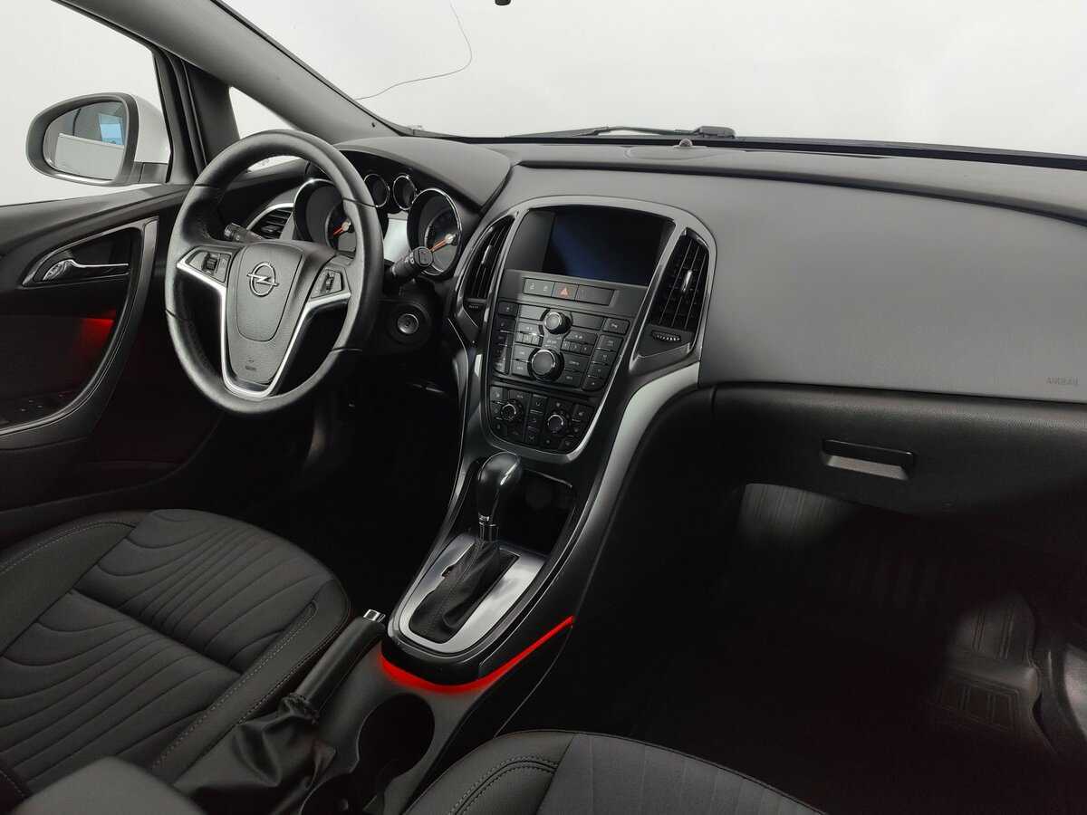 Купить Opel Astra с пробегом. Фото: #10