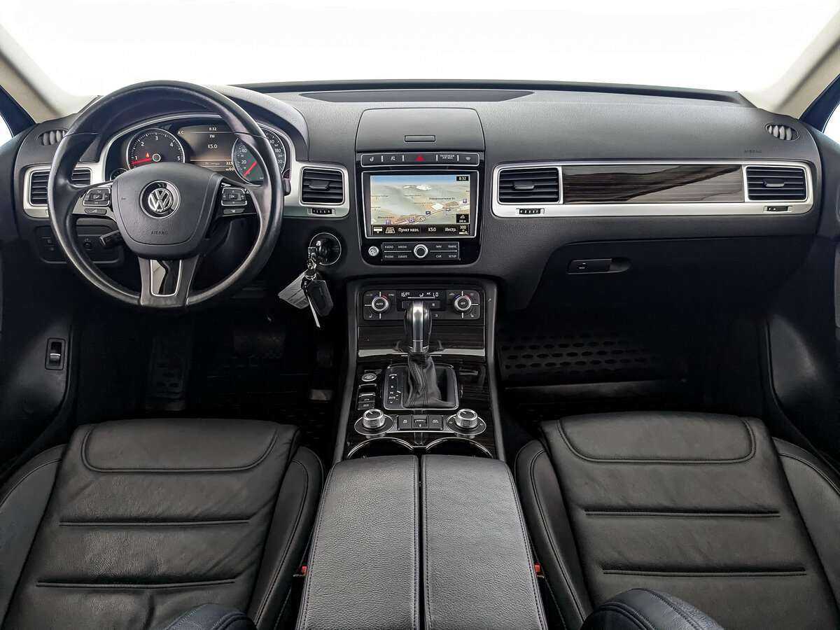 Купить Volkswagen Touareg с пробегом. Фото: #13