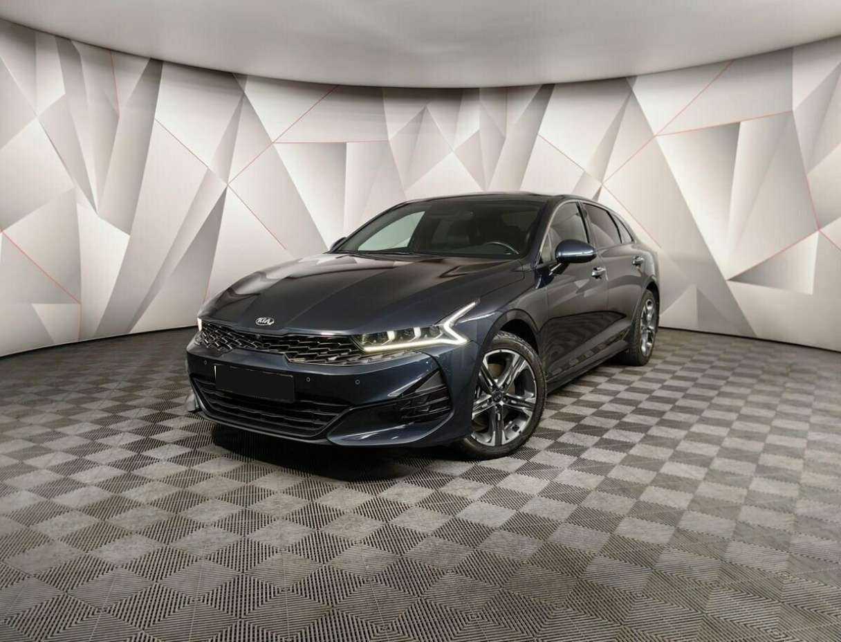 Купить Kia K5 с пробегом. Посмотреть фото