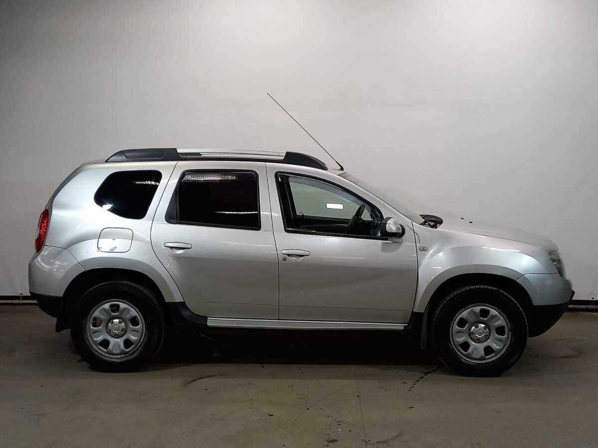 Купить Renault Duster с пробегом. Фото: #3
