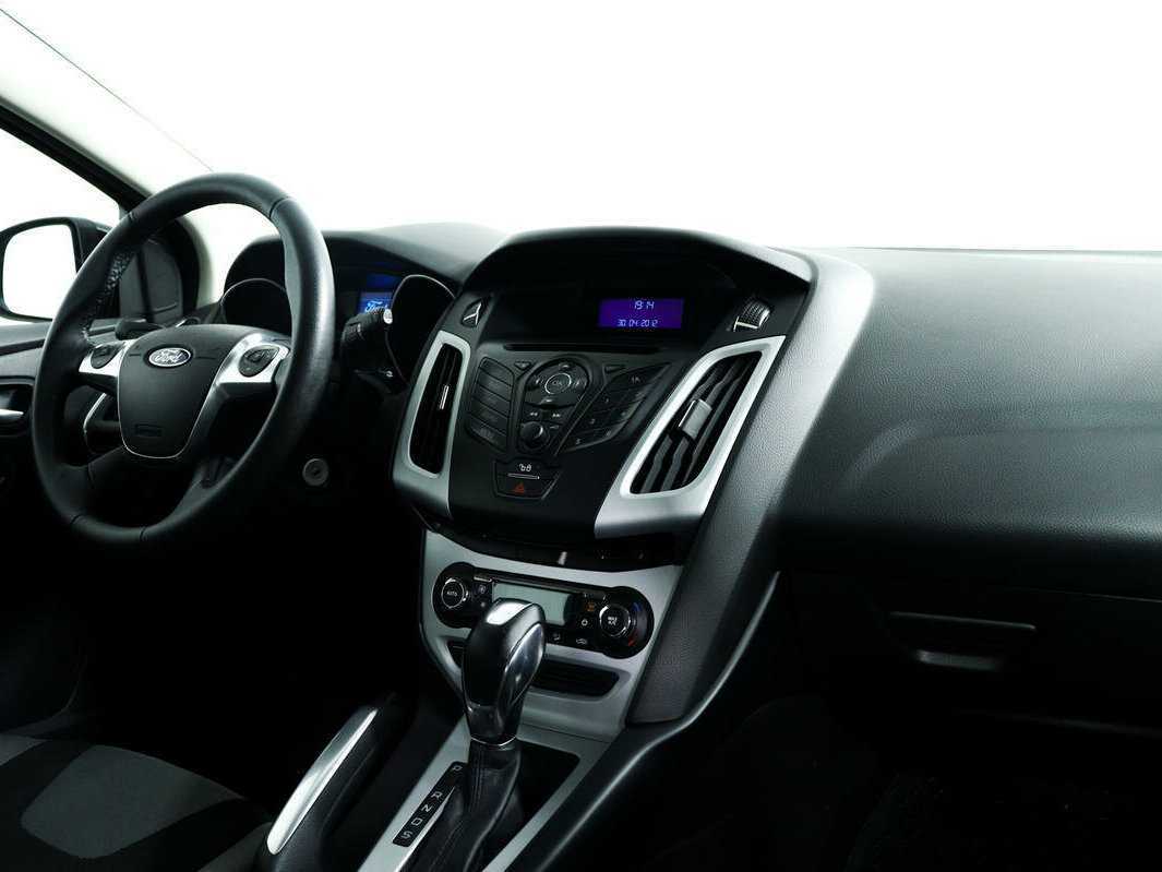 Купить Ford Focus с пробегом. Фото: #8