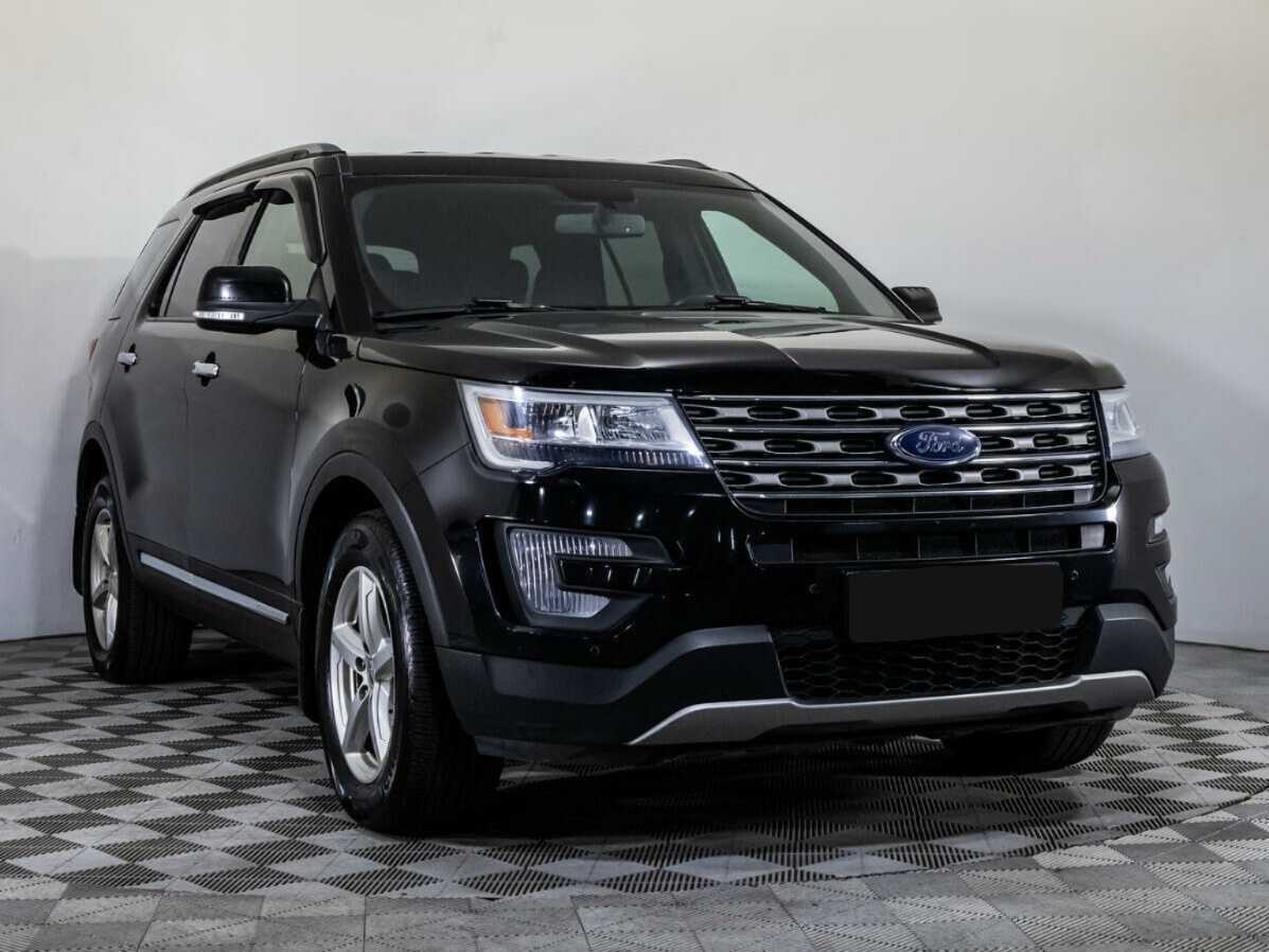 Купить Ford Explorer с пробегом. Фото: #2