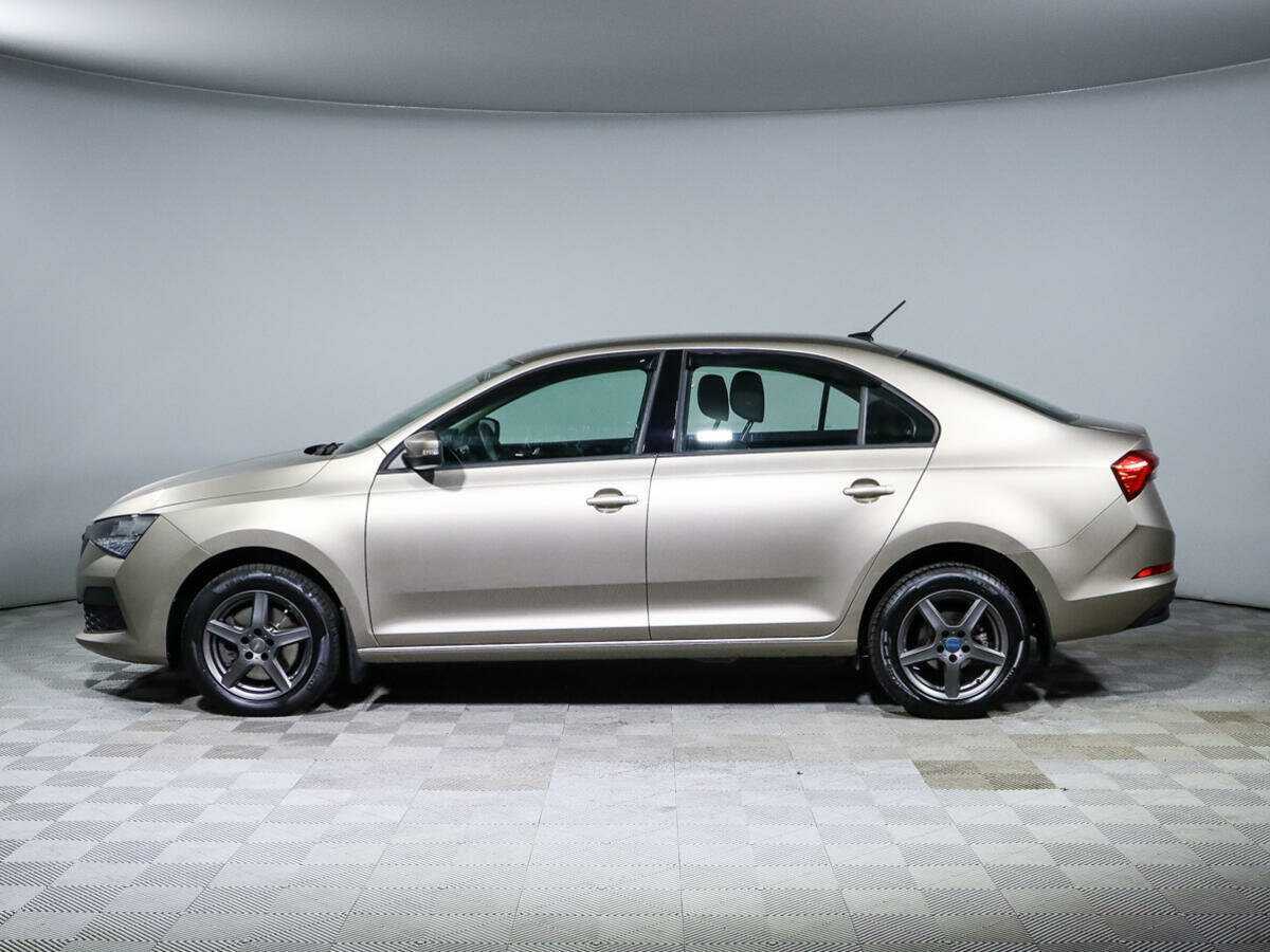 Купить Skoda Rapid с пробегом. Фото: #7